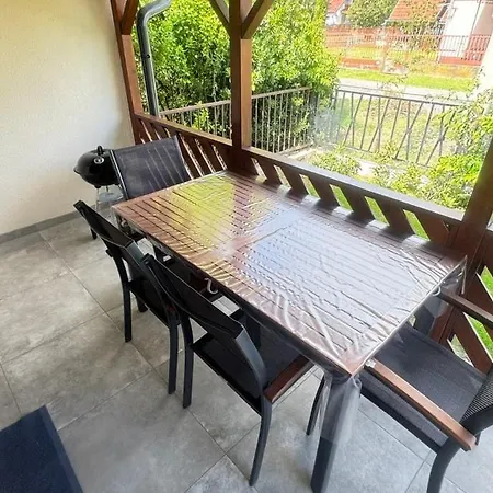 Ferienhaus Arteon Nyaralo Balatonfenyves