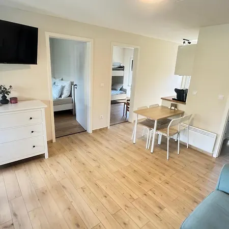 Arteon Nyaralo Holiday home *