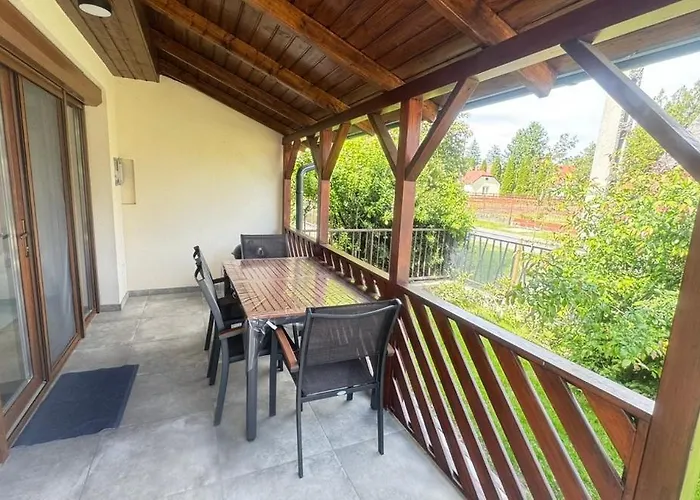 Holiday home Arteon Nyaralo Balatonfenyves